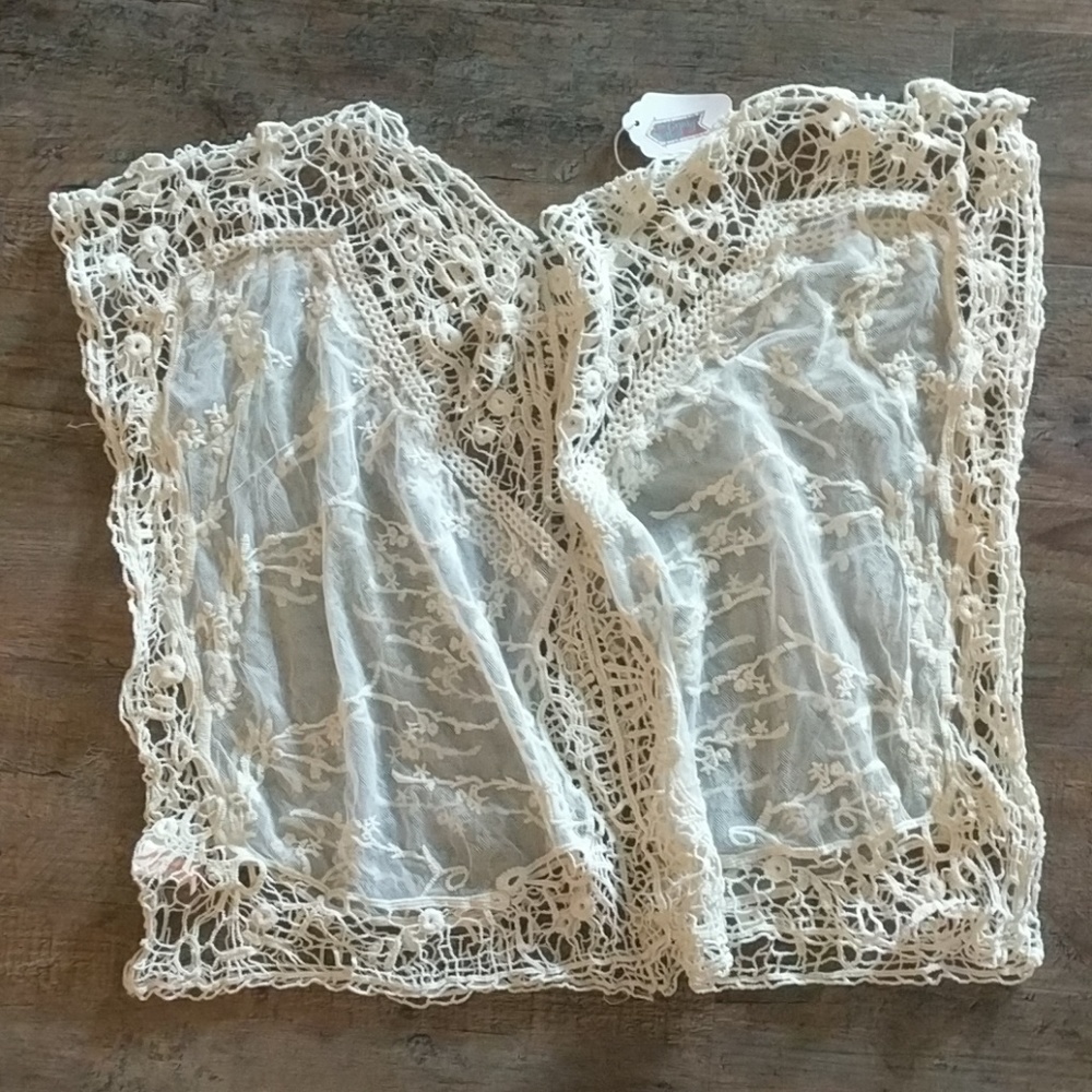 🆕 Lace Blouse